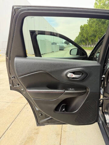 2014 Jeep Cherokee Trailhawk