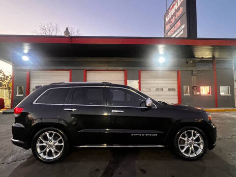 2014 Jeep Grand Cherokee for sale at AUTOPLEX OF MILWAUKEE in Milwaukee WI