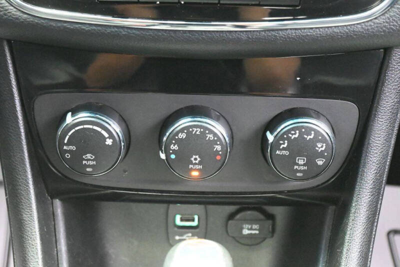 2013 Chrysler 200 Limited