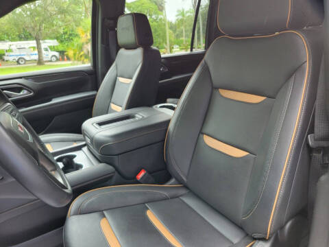 2023 GMC Yukon XL AT4