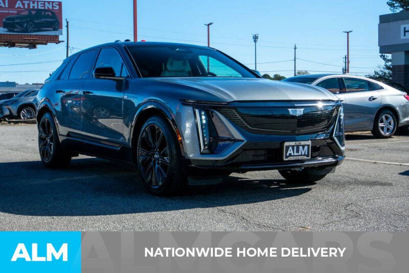 2024 Cadillac LYRIQ Sport 3