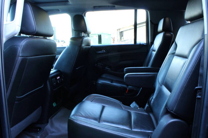 2019 Chevrolet Suburban LT