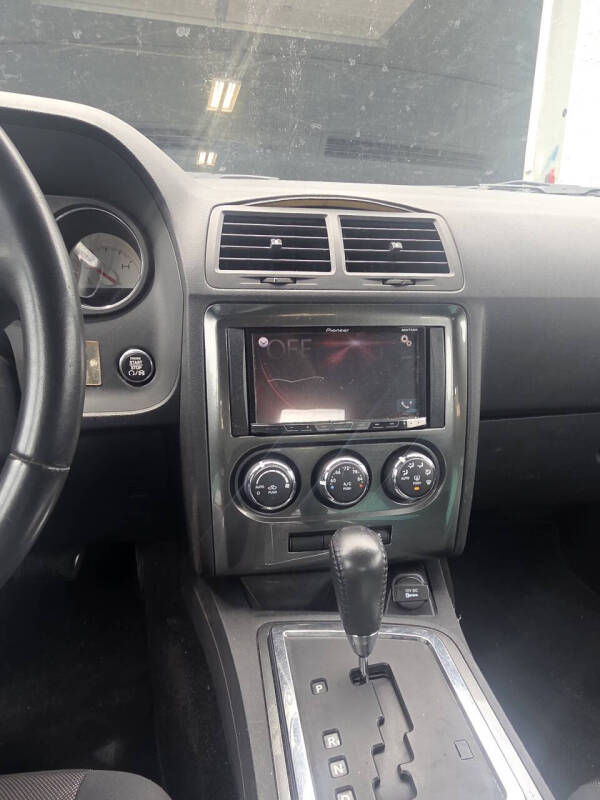 2013 Dodge Challenger SXT