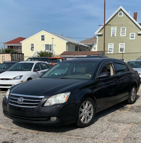 2005 Toyota Avalon for sale at R Teto Motor Sales Inc. in Pawtucket RI