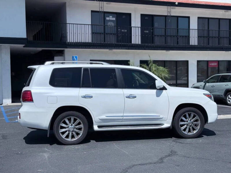 2011 Lexus LX 570