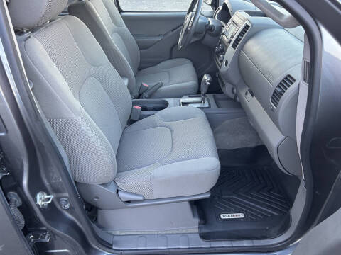 2016 Nissan Frontier SV