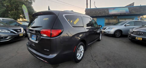 2020 Chrysler Pacifica Limited