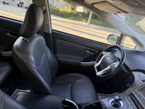 2012 Toyota Prius Two