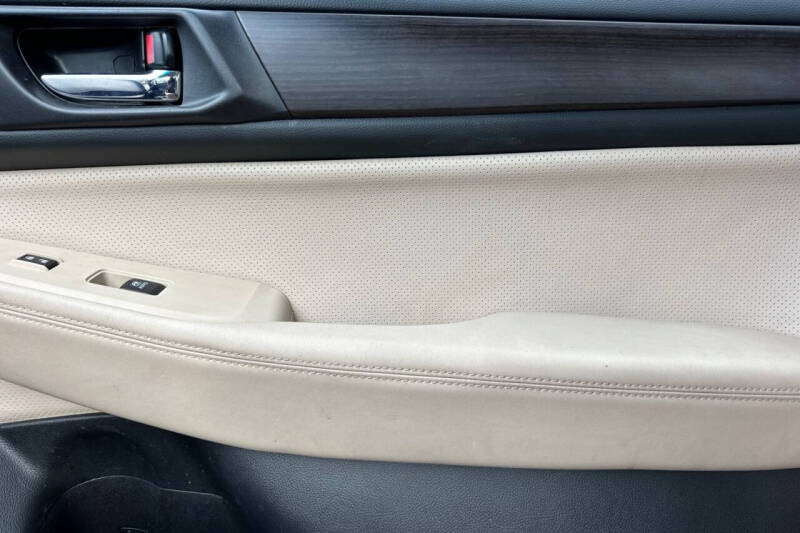 2016 Subaru Legacy 2.5i Limited