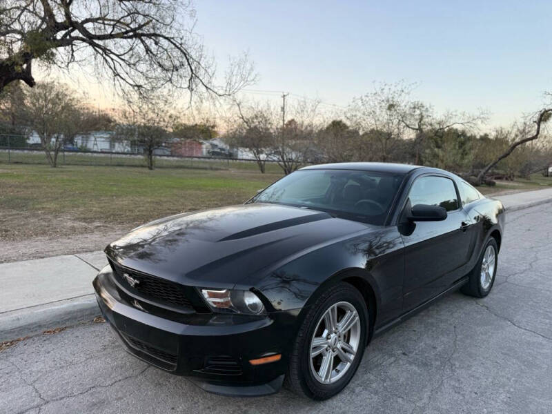2011 Ford Mustang V6