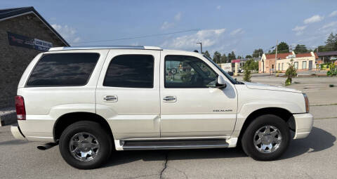 2004 Cadillac Escalade