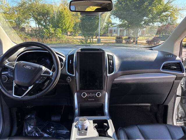 2021 Ford Edge Titanium