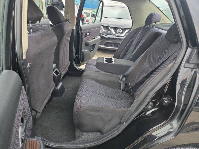 2011 Nissan Versa 1.8 SL