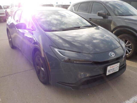 2025 Toyota Prius LE