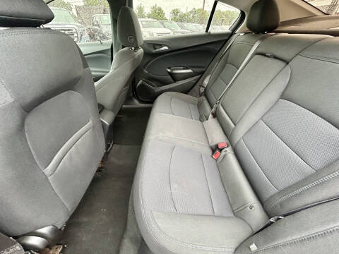 2017 Chevrolet Cruze LT Auto