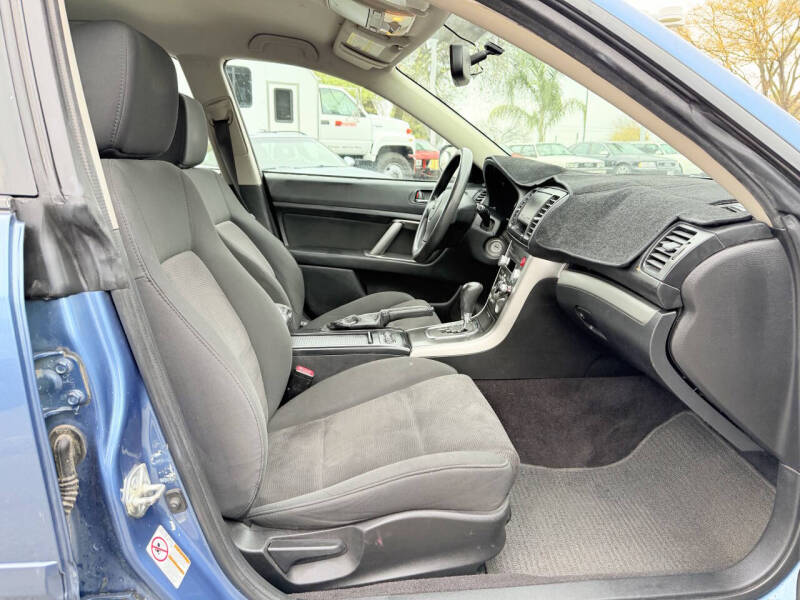 2009 Subaru Outback 2.5i Special Edition