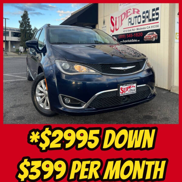 2018 Chrysler Pacifica for sale at Super Auto Sales Modesto in Modesto CA