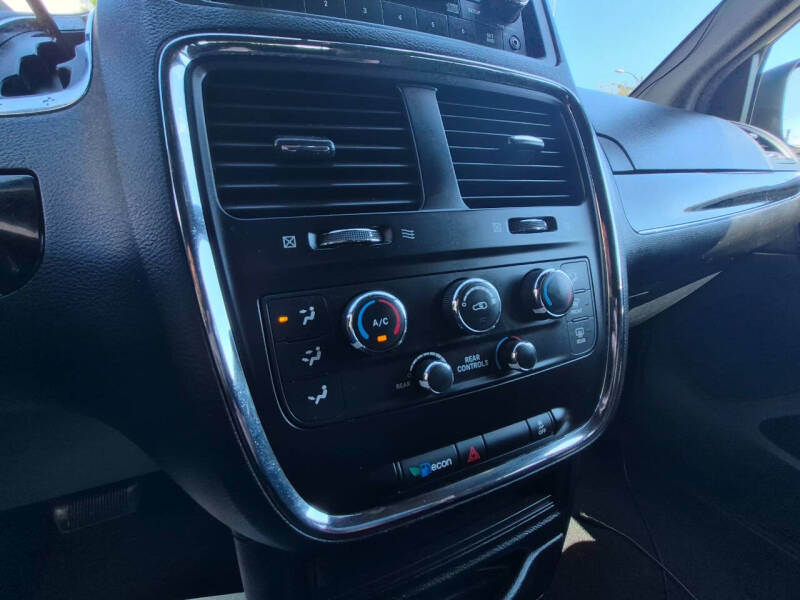 2015 Dodge Grand Caravan SE Plus