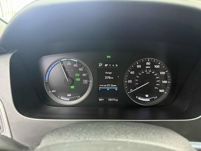 2017 Hyundai Sonata Hybrid SE