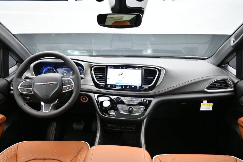 2026 Chrysler Pacifica Pinnacle
