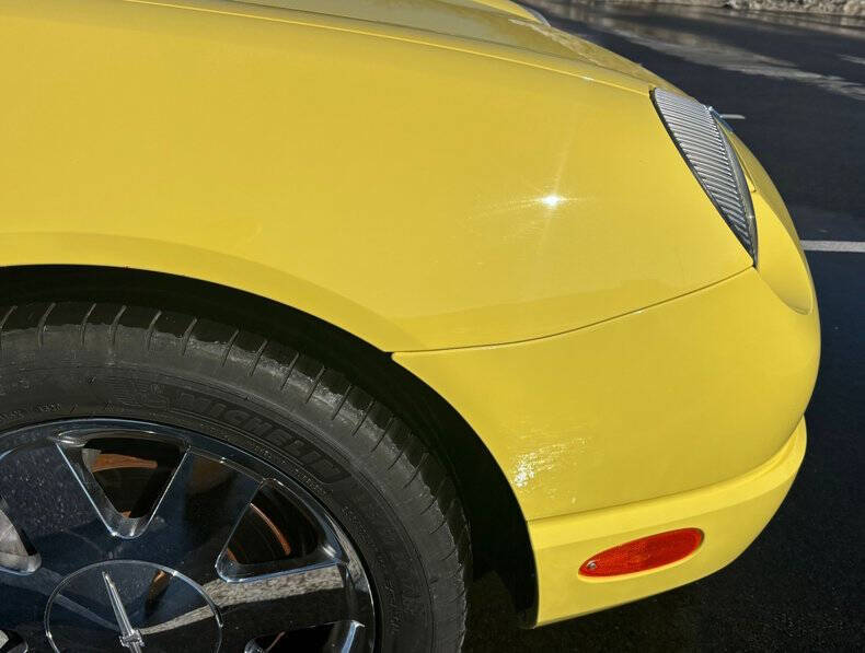 2002 Ford Thunderbird Deluxe
