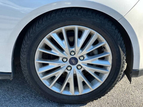 2017 Ford Focus Titanium