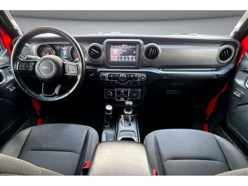 2022 Jeep Gladiator Willys