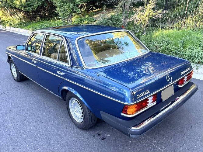 1985 Mercedes-Benz 300-Class