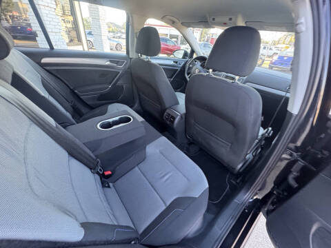 2016 Volkswagen e-Golf SE