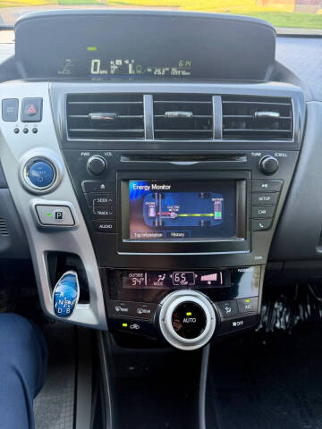 2012 Toyota Prius v