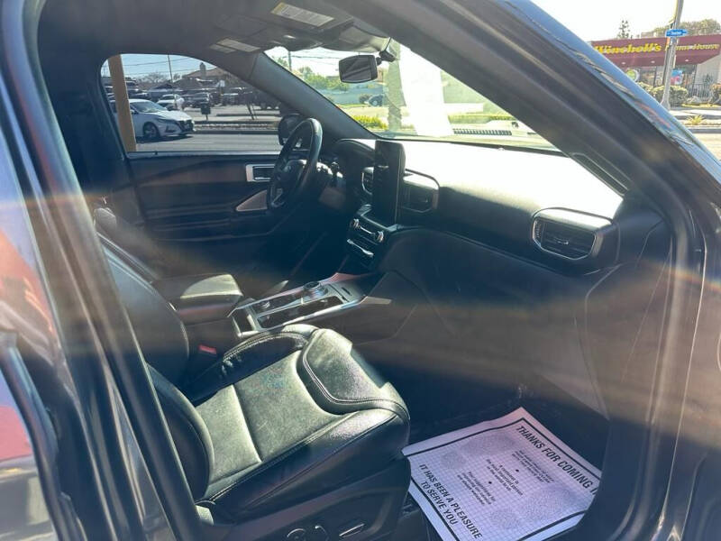 2020 Ford Explorer ST