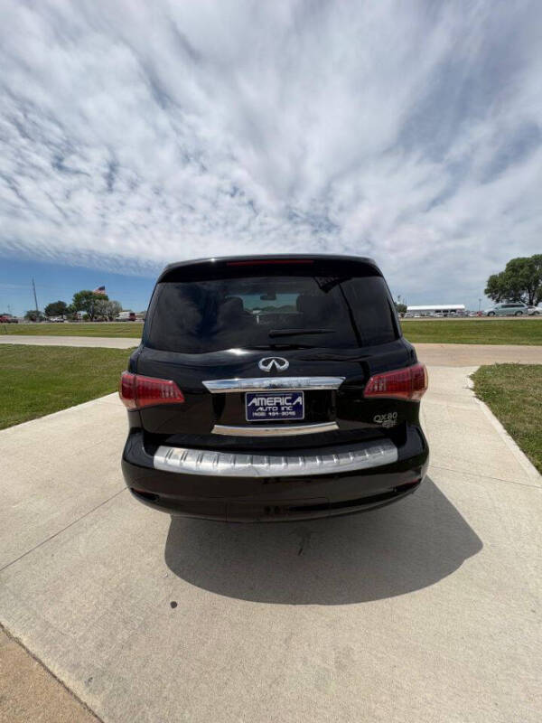 2017 Infiniti QX80