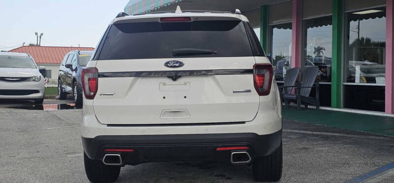 2017 Ford Explorer Sport