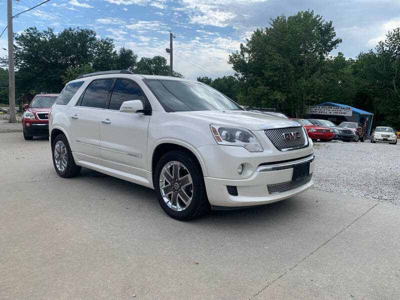 2012 GMC Acadia for sale at Dutch and Dillon Car Sales in Lee's Summit MO