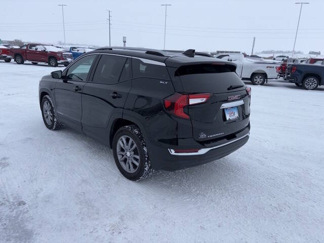 2024 GMC Terrain SLT