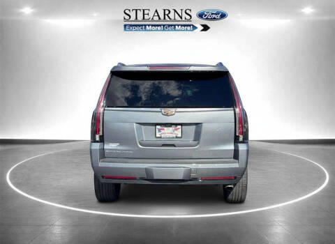 2019 Cadillac Escalade Luxury