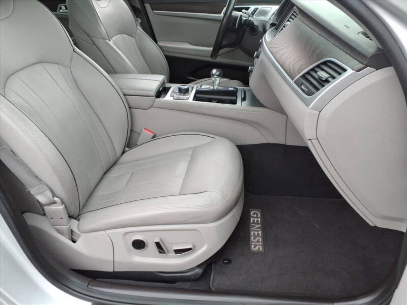 2018 Genesis G80