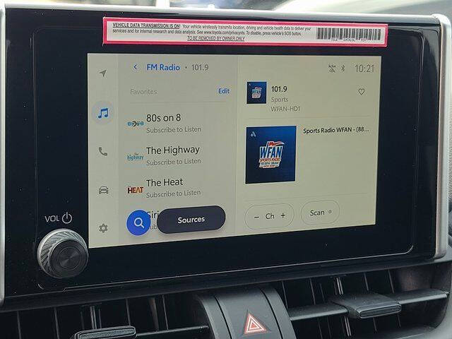 2023 Toyota RAV4 Hybrid SE