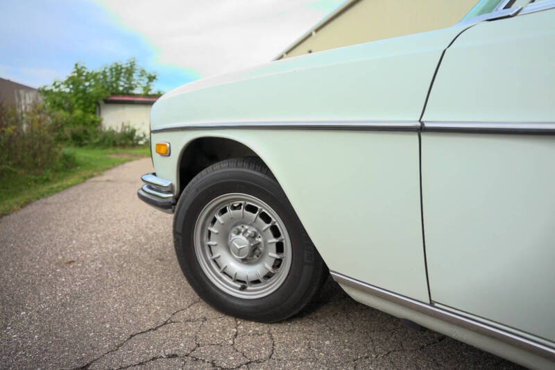 1972 Mercedes-Benz 280-Class