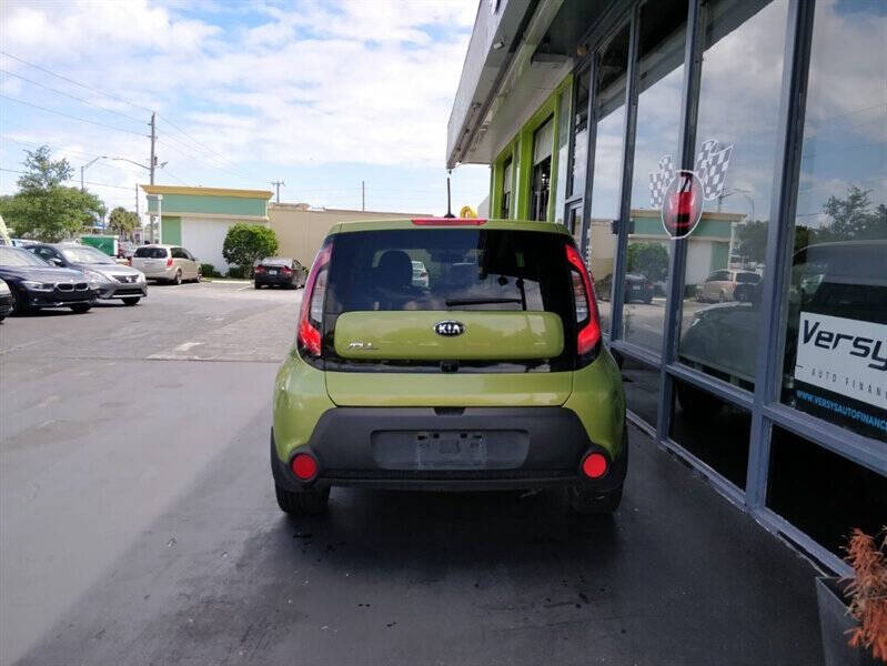 2015 Kia Soul +