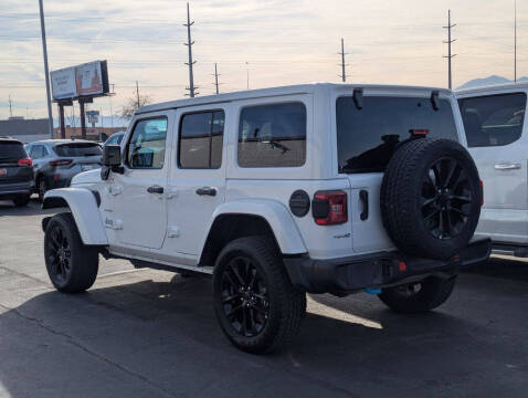 2024 Jeep Wrangler Sahara 4xe
