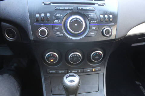 2013 Mazda MAZDA3 i Touring