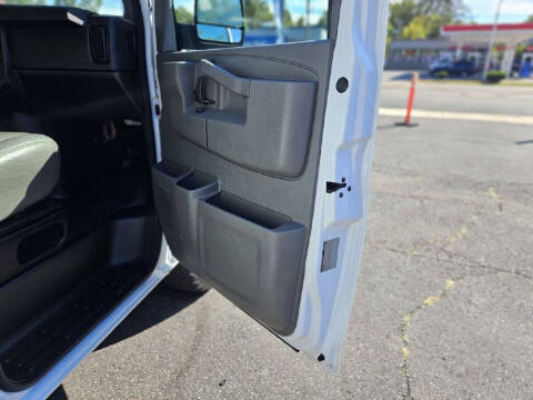 2017 Chevrolet Express 2500