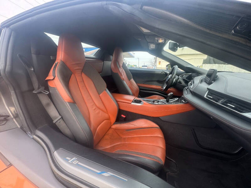 2019 BMW i8