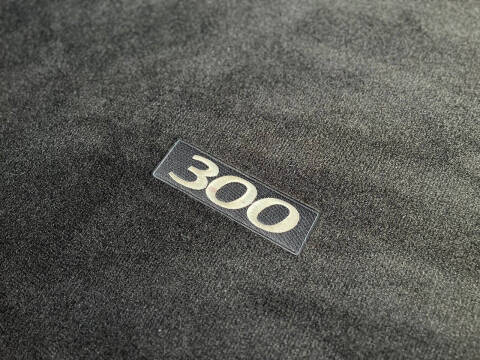 2014 Chrysler 300 C John Varvatos Limited Edition