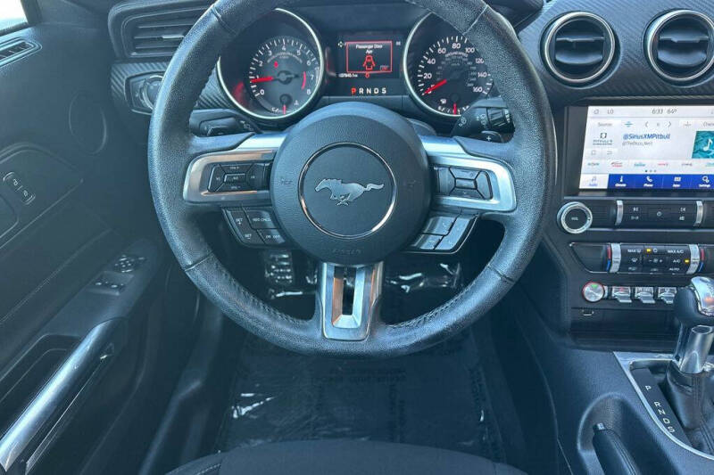 2021 Ford Mustang EcoBoost
