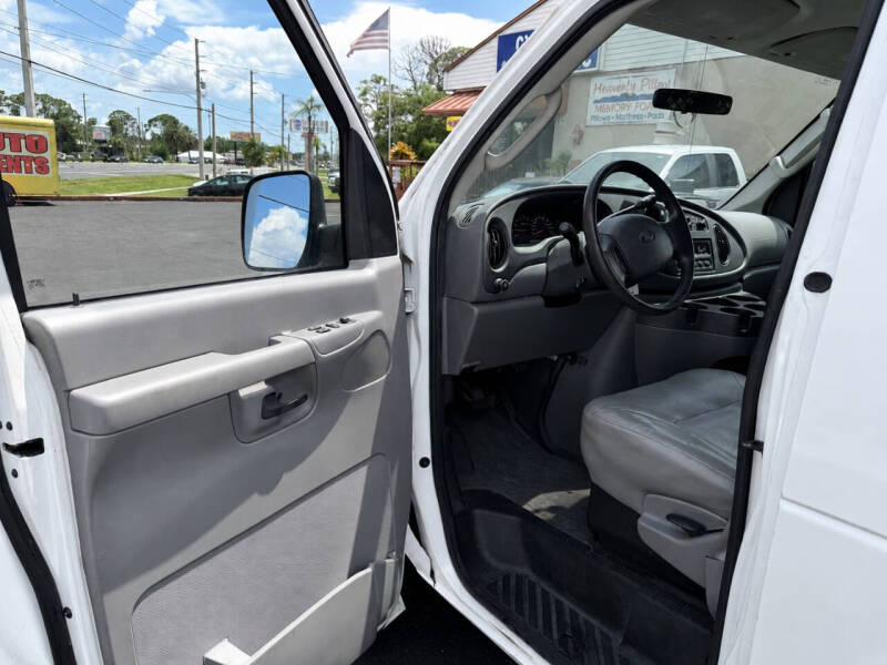 2008 Ford E-Series E-250