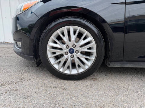 2017 Ford Focus Titanium