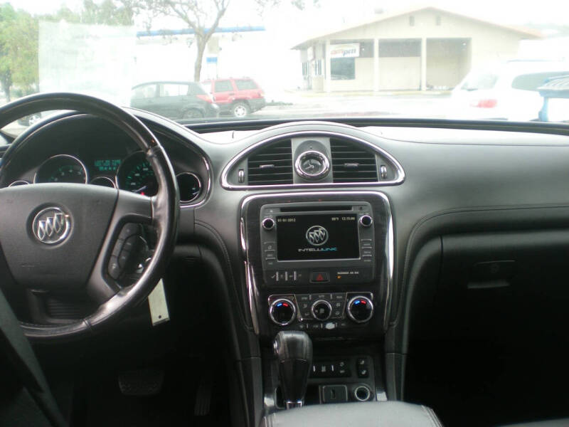2017 Buick Enclave Leather