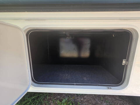 2013 Winnebago Vista